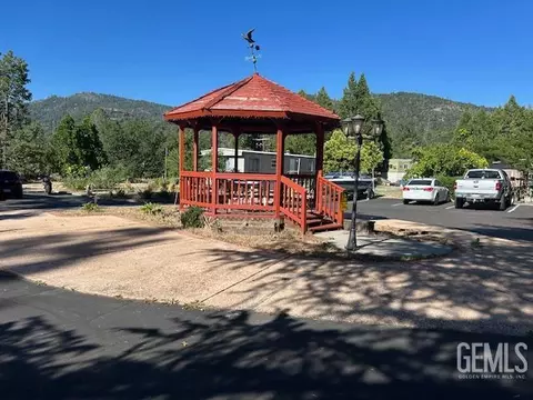 41941 Road 222, Oakhurst, CA 93644 photo 10