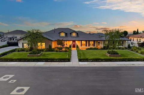 16725 Bellewood Pl, Bakersfield, CA 93314