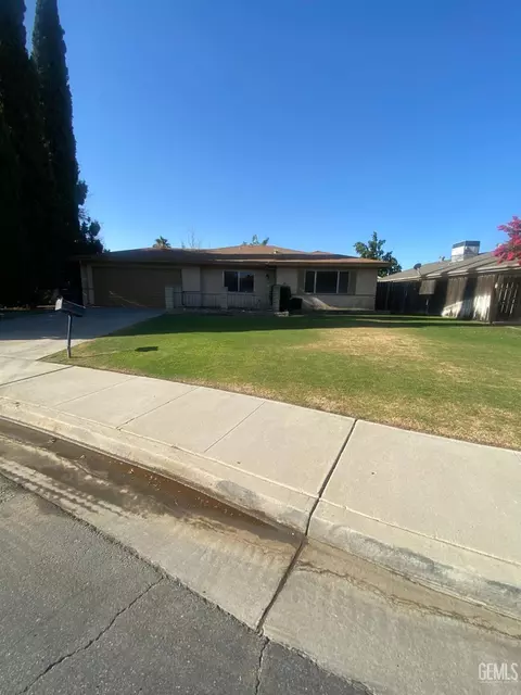 5309 New Grove Ave, Bakersfield, CA 93309