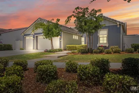 14608 Pemberley Passage Ave, Bakersfield, CA 93311