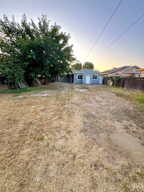 620 Central Ave, Shafter, CA 93263 photo 9