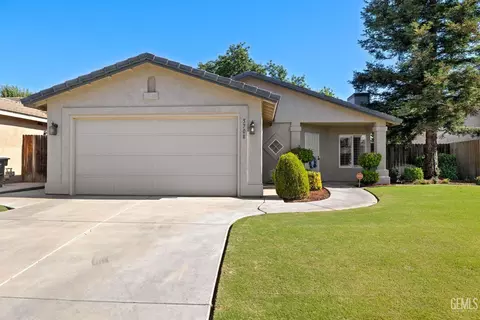 5708 Clear Valley Ct, Bakersfield, CA 93313