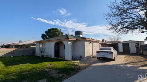 517 Buckley Ave, Bakersfield, CA 93307