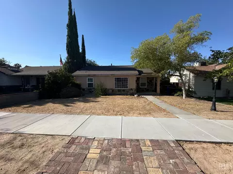 120 E San Emidio St, Taft, CA 93268 photo 3