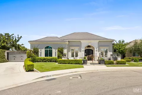 13618 Coco Palm Ct, Bakersfield, CA 93314