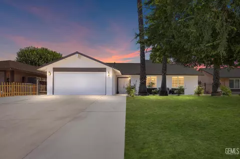 3516 Sesame St, Bakersfield, CA 93309