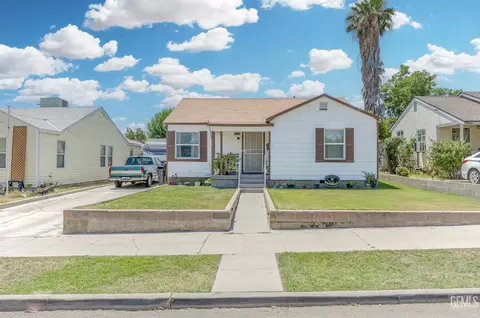 Exterior - 111 E Woodrow St, Taft, CA 93268 photo 1 of 7
