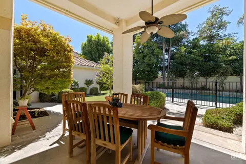 11005 Jadestone Dr, Bakersfield, CA 93311 photo 47