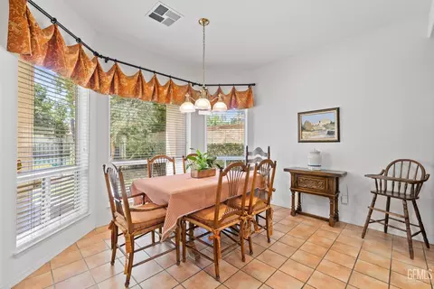 11005 Jadestone Dr, Bakersfield, CA 93311 photo 26