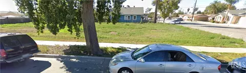 903 8th St, Wasco, CA 93280 photo 2