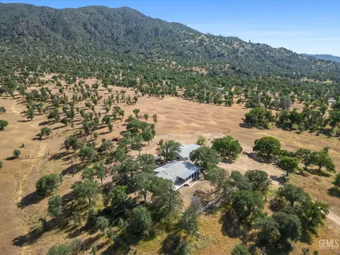 20830 Walker Basin Rd, Caliente, CA 93518 photo 11