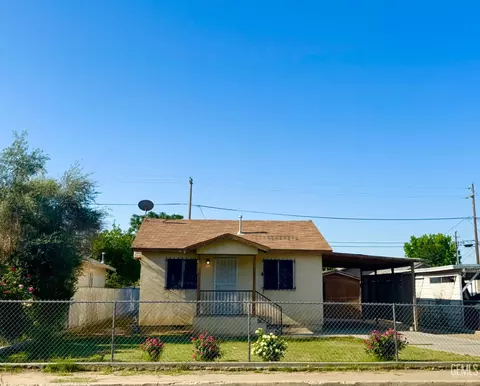 Exterior - 1065 12th St, Wasco, CA 93280 photo 1 of 3