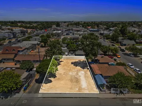 188 N Wall St, Shafter, CA 93263 photo 1