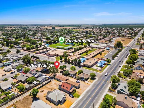 188 N Wall St, Shafter, CA 93263 photo 7