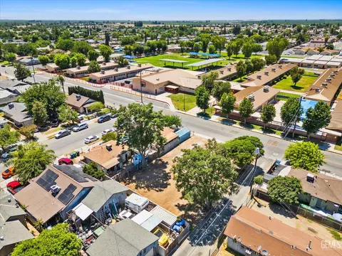 188 N Wall St, Shafter, CA 93263 photo 16