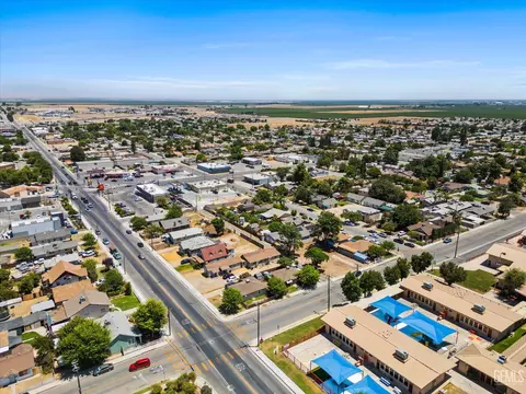 188 N Wall St, Shafter, CA 93263 photo 20