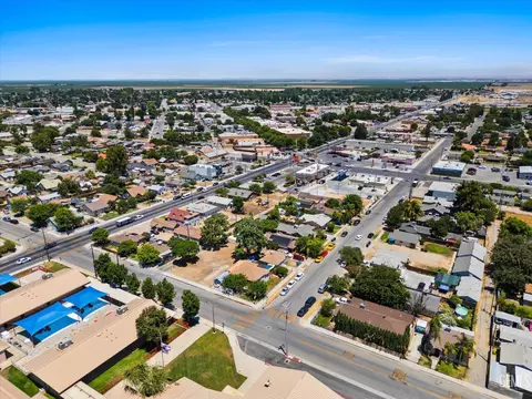 188 N Wall St, Shafter, CA 93263 photo 22
