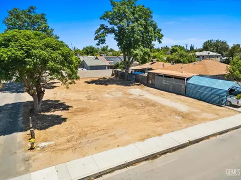 188 N Wall St, Shafter, CA 93263 photo 11