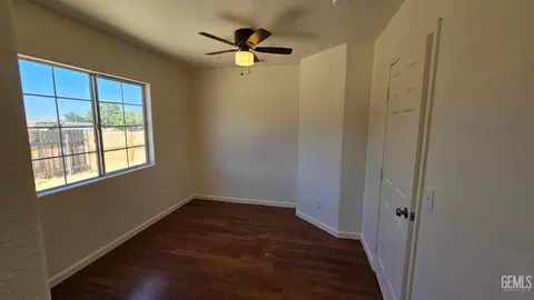 224 Eastern Ave, Taft, CA 93268 photo 6