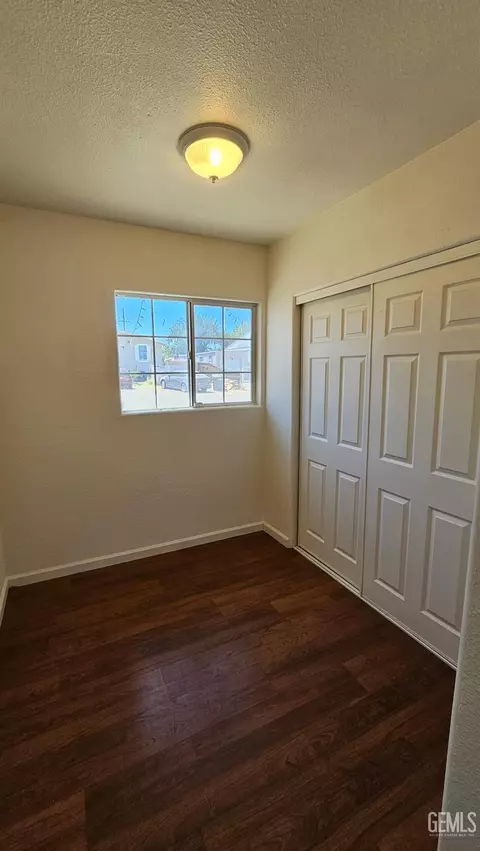 224 Eastern Ave, Taft, CA 93268 photo 9