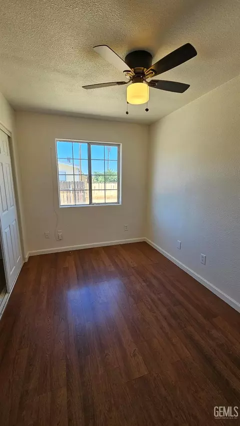 224 Eastern Ave, Taft, CA 93268 photo 8