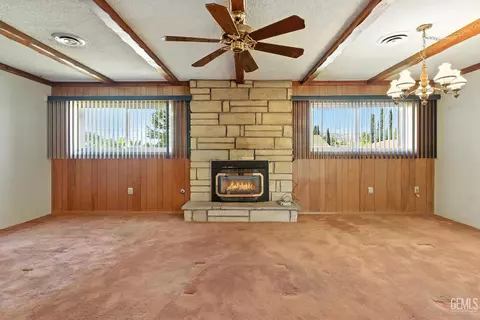 700 Mulberry St, Tehachapi, CA 93561 photo 13