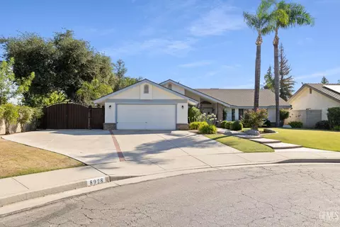 8928 Sierra Oak Dr, Bakersfield, CA 93311