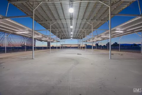 8661 Herring Rd, Bakersfield, CA 93313 photo 14
