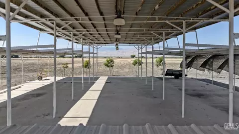 8661 Herring Rd, Bakersfield, CA 93313 photo 62
