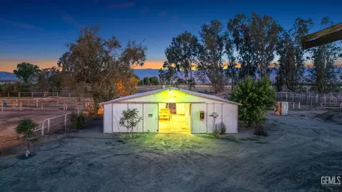 8661 Herring Rd, Bakersfield, CA 93313 photo 8