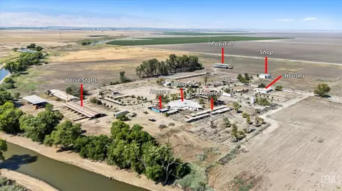 8661 Herring Rd, Bakersfield, CA 93313 photo 73