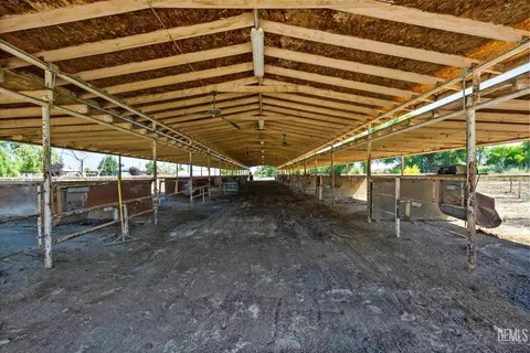 8661 Herring Rd, Bakersfield, CA 93313 photo 23