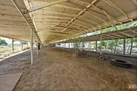 8661 Herring Rd, Bakersfield, CA 93313 photo 20