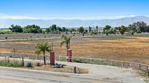 8661 Herring Rd, Bakersfield, CA 93313 photo 32