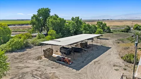 8661 Herring Rd, Bakersfield, CA 93313 photo 51