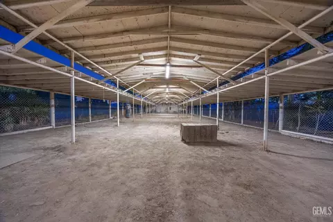 8661 Herring Rd, Bakersfield, CA 93313 photo 10