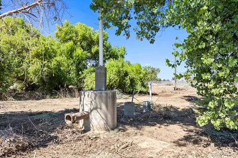 8661 Herring Rd, Bakersfield, CA 93313 photo 25