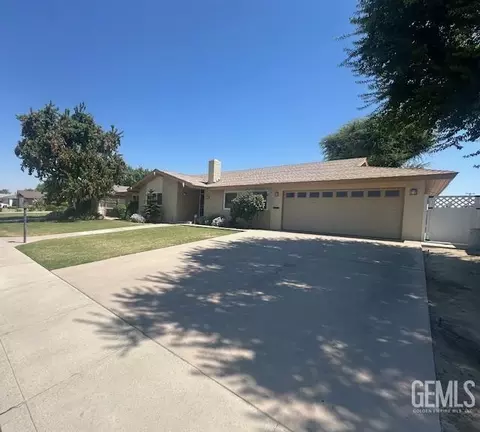 6405 Desert Hills Ave, Bakersfield, CA 93309