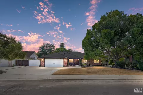14800 Westdale Dr, Bakersfield, CA 93314