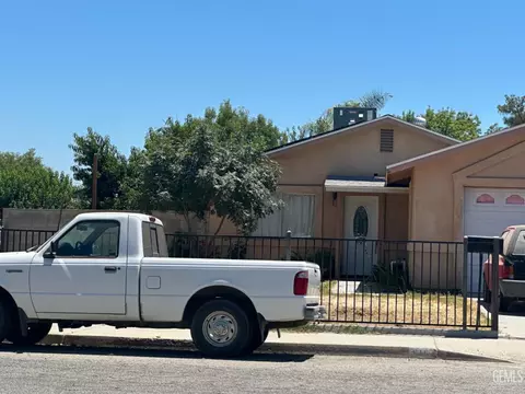 Exterior - 819 Stephen Ct, Wasco, CA 93280 photo 1 of 5