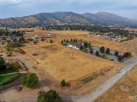 20251 Woodford Tehachapi Rd, Tehachapi, CA 93561 photo 35
