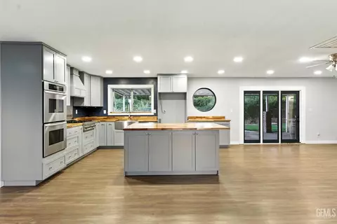 20251 Woodford Tehachapi Rd, Tehachapi, CA 93561 photo 3