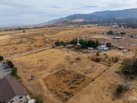 20251 Woodford Tehachapi Rd, Tehachapi, CA 93561 photo 27
