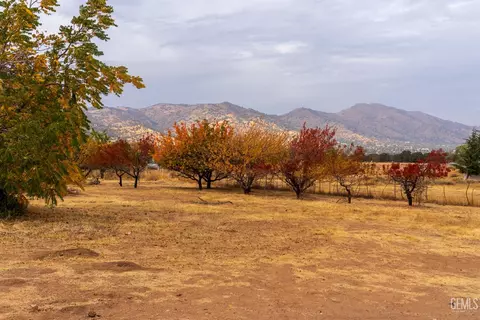 20251 Woodford Tehachapi Rd, Tehachapi, CA 93561 photo 37