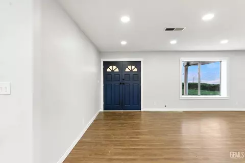 20251 Woodford Tehachapi Rd, Tehachapi, CA 93561 photo 10