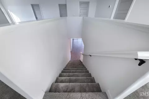 Entry Way - 3328 Rustic Woods Ln, Shafter, CA 93263 photo 5 of 10