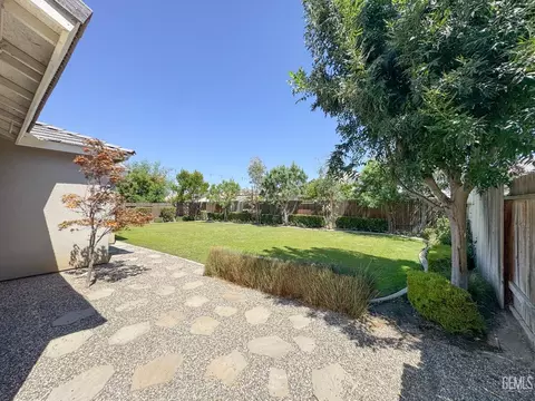 9926 Biscayne Dr, Bakersfield, CA 93311 photo 34