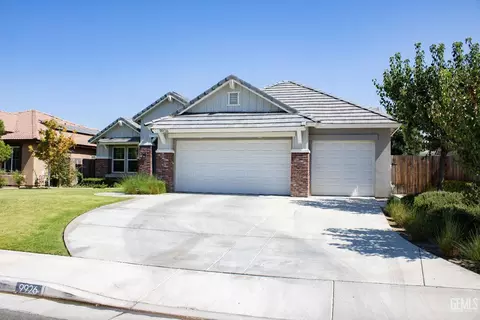 9926 Biscayne Dr, Bakersfield, CA 93311 photo 2