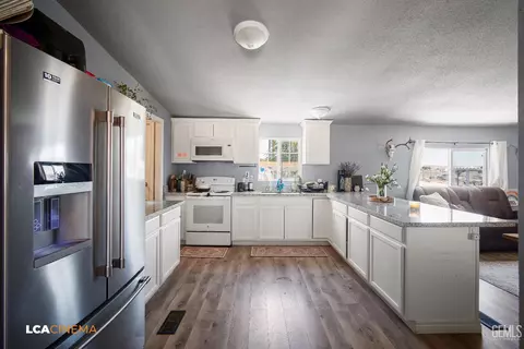 28178 Cosworth Ave, Taft, CA 93268 photo 9