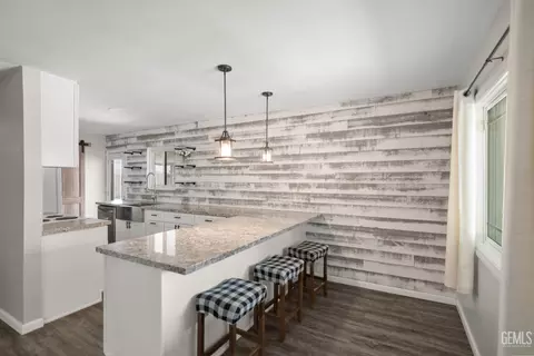 408 E Woodrow St, Taft, CA 93268 photo 9